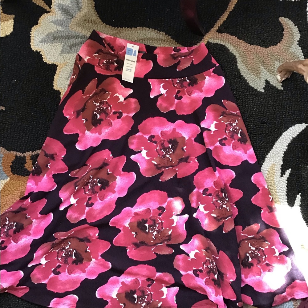 Agnes & Dora midi skirt L NWT